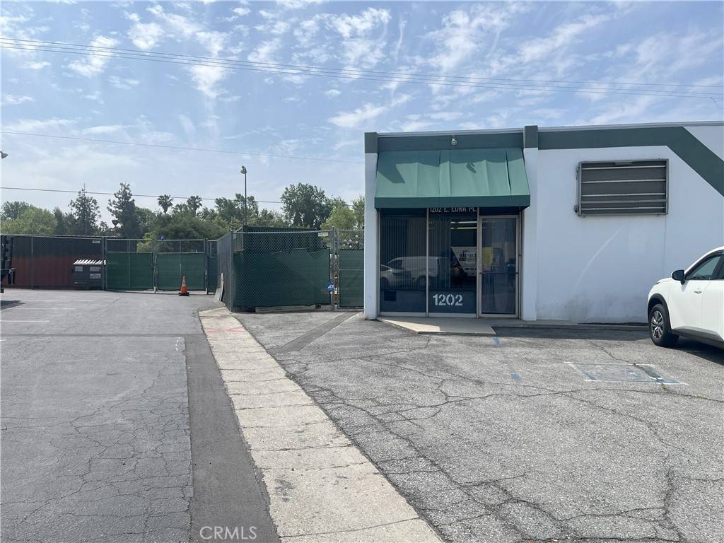 Covina, CA 91724,1202 E Edna PL
