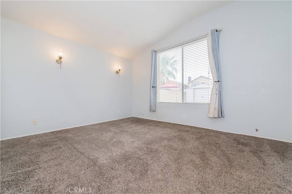 14850 Filly LN Fontana, CA 92336
