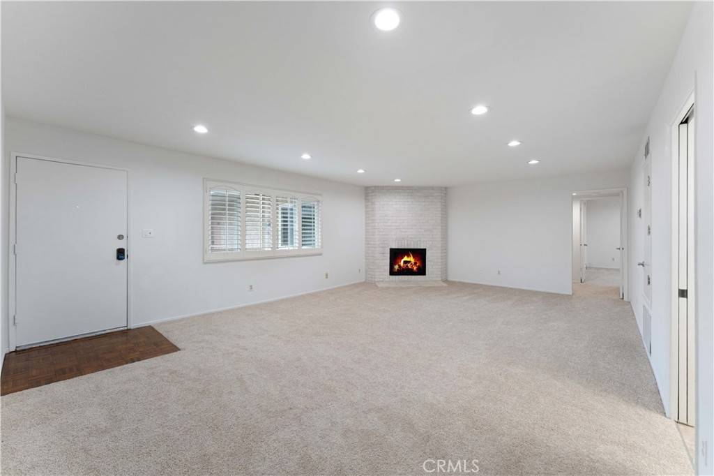 Los Angeles, CA 90025,11337 Nebraska AVE #305