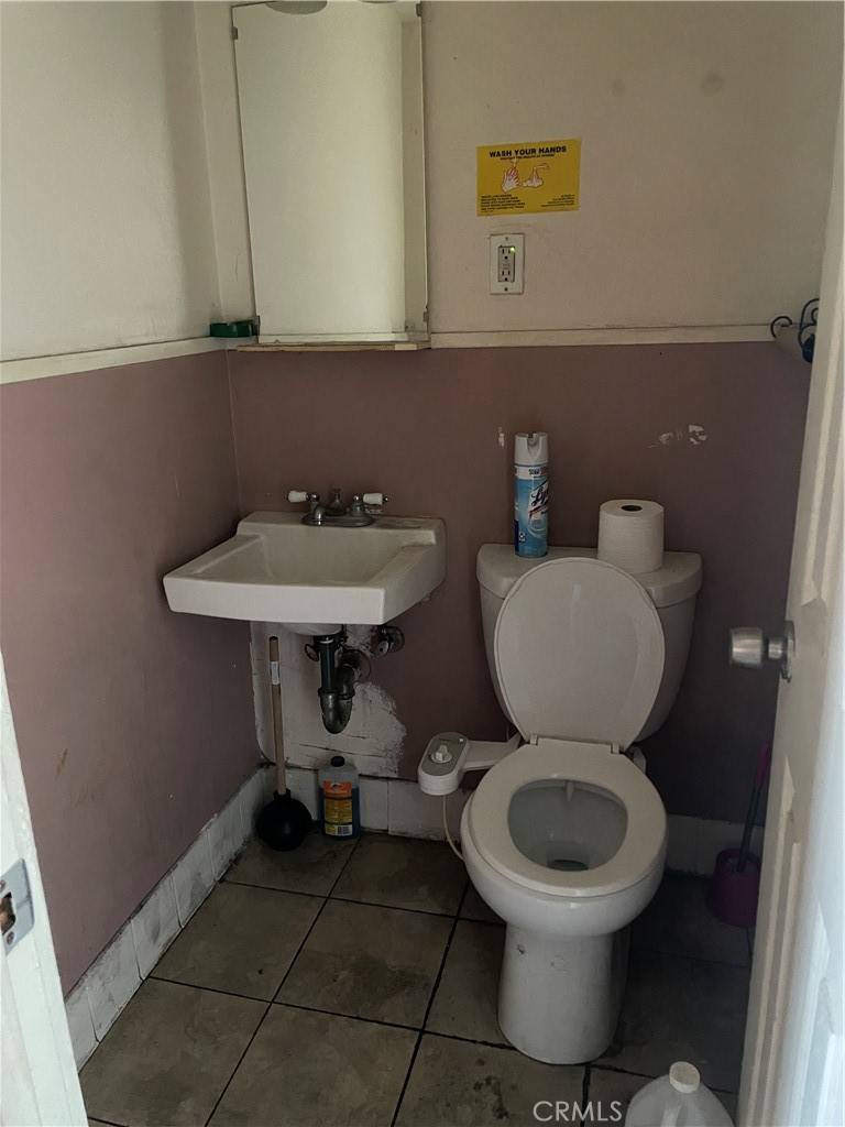 El Monte, CA 91732,11306 Lower Azusa RD