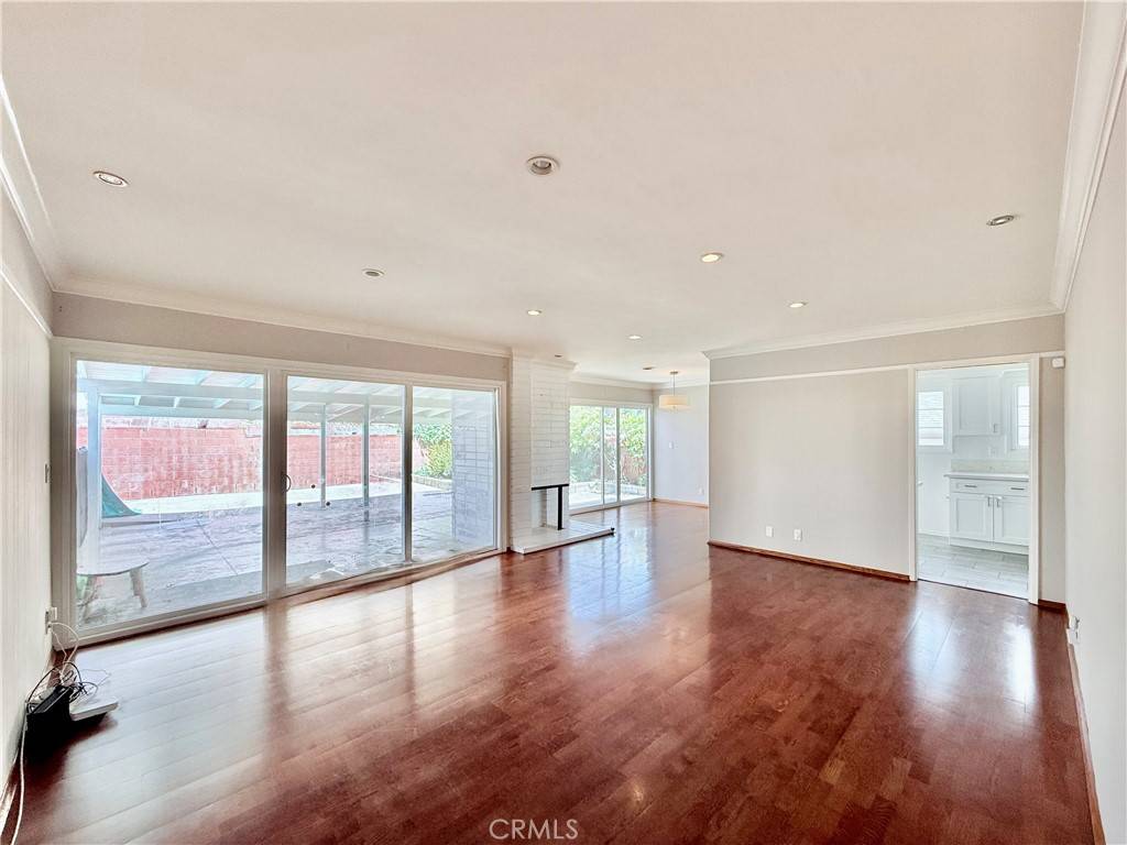 Monterey Park, CA 91754,1119 Crest Haven WAY