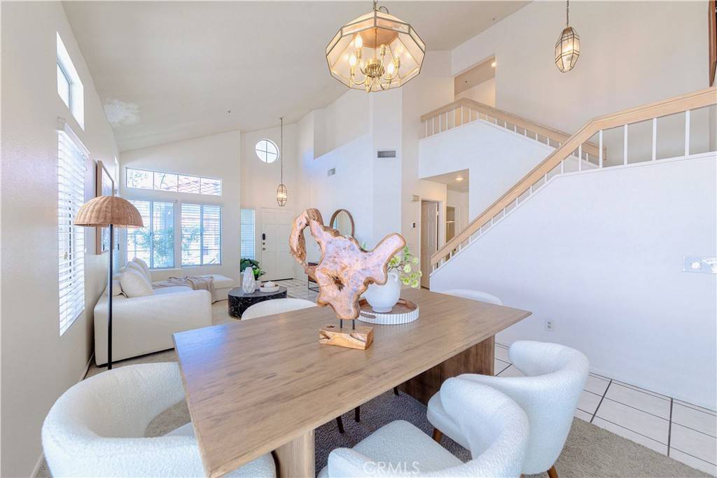 Fontana, CA 92336,13723 Lighthouse CT