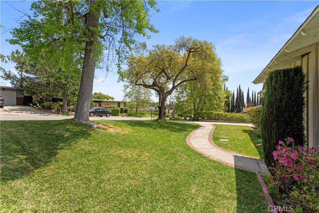 Sierra Madre, CA 91024,461 Crestvale DR