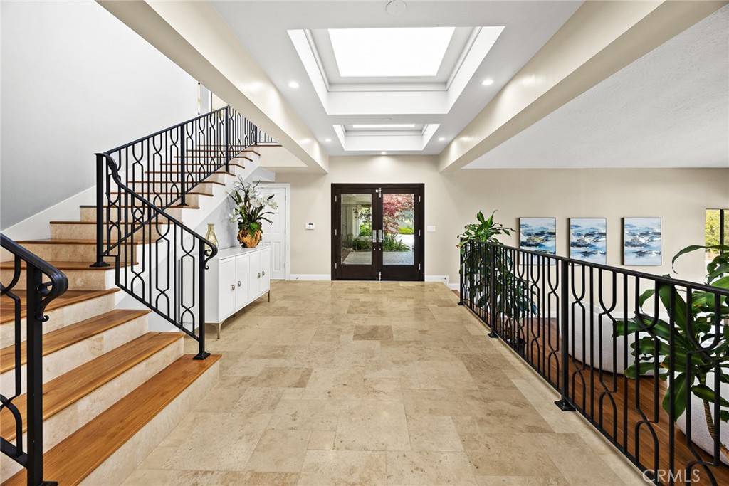 Palos Verdes Estates, CA 90274,1916 Via Visalia