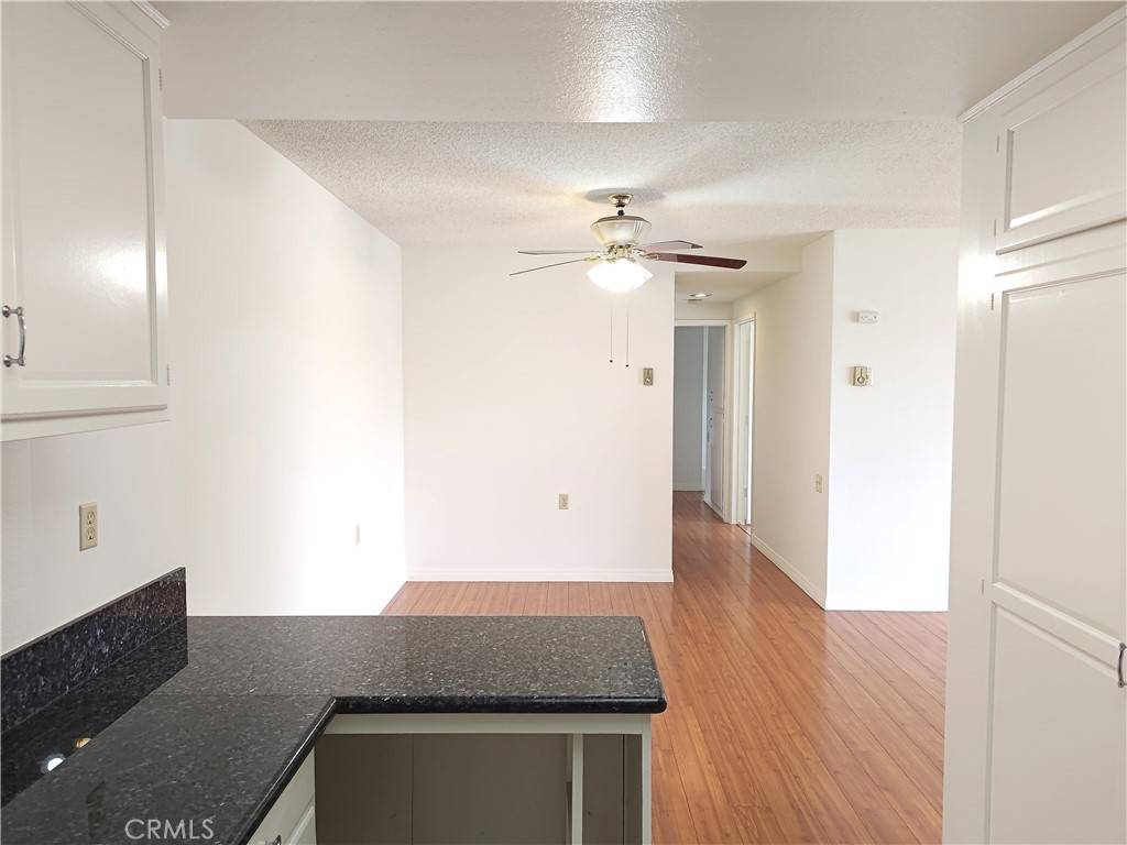Laguna Woods, CA 92637,2122 Ronda Granada #P