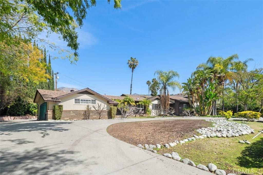 Arcadia, CA 91006,451 W FOOTHILL BLVD