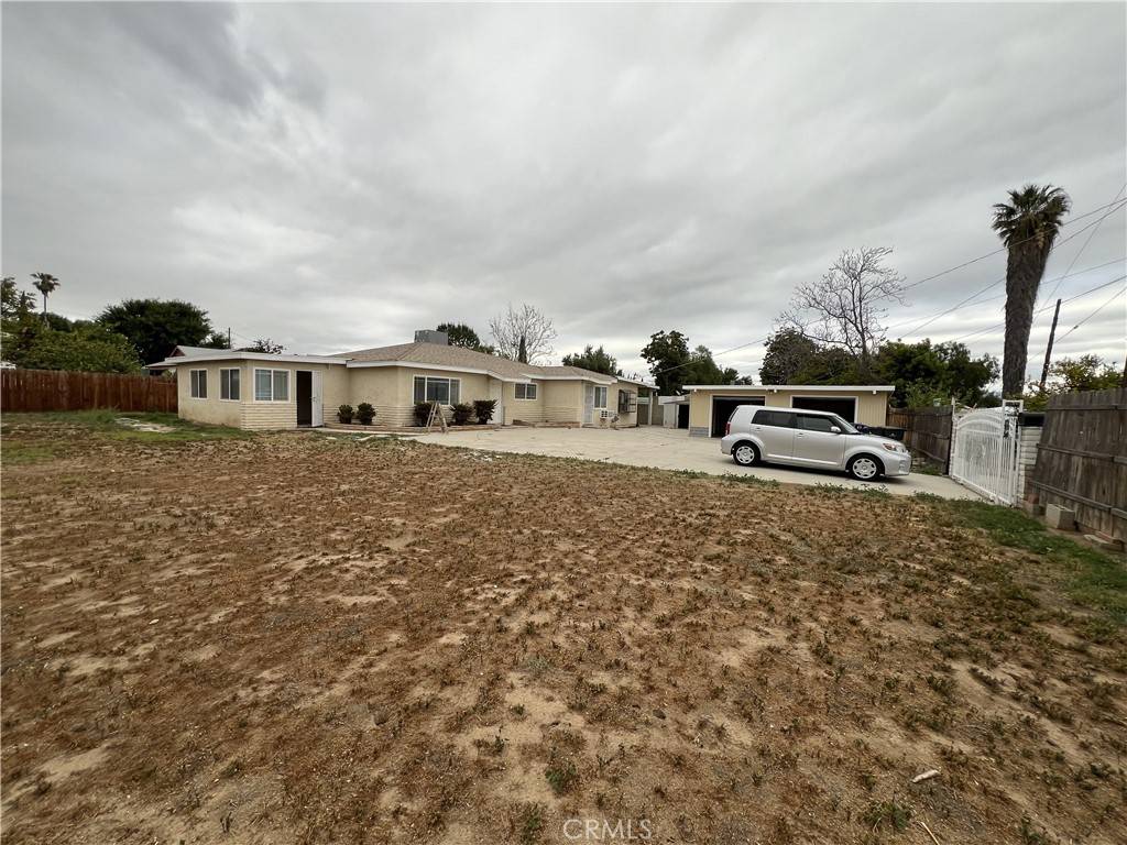 Riverside, CA 92505,5004 Walnut ST