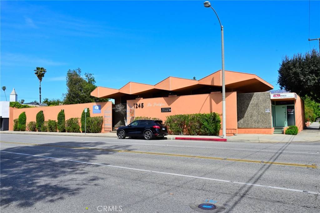 Pasadena, CA 91106,1245 E Walnut ST
