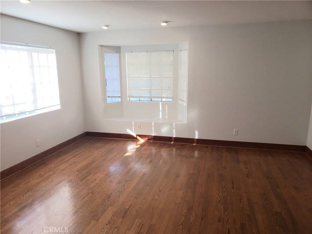 Sierra Madre, CA 91024,148 W Highland AVE