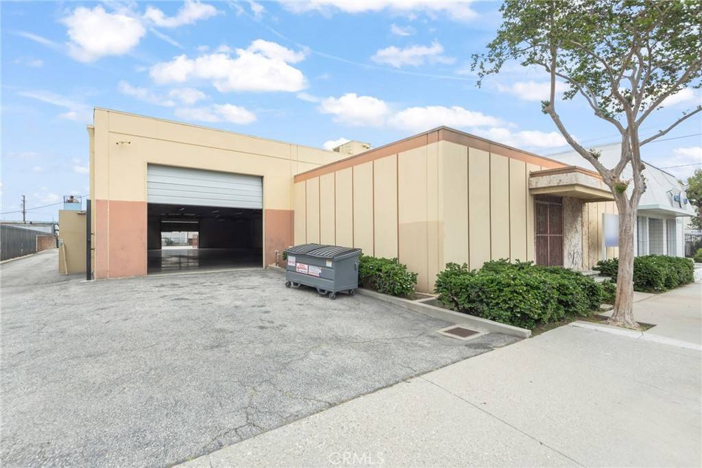 South El Monte, CA 91733,10885 Thienes AVE
