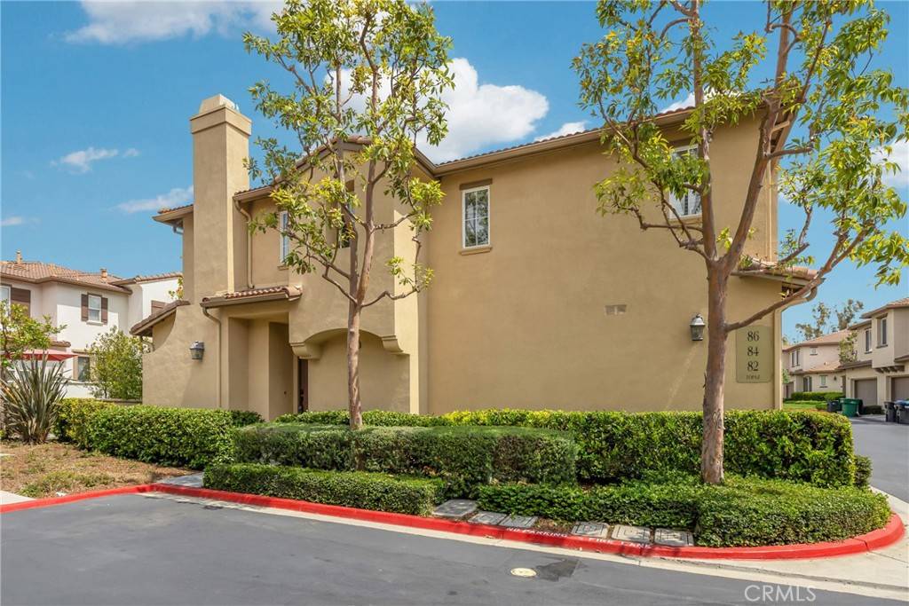 Irvine, CA 92602,86 Topaz
