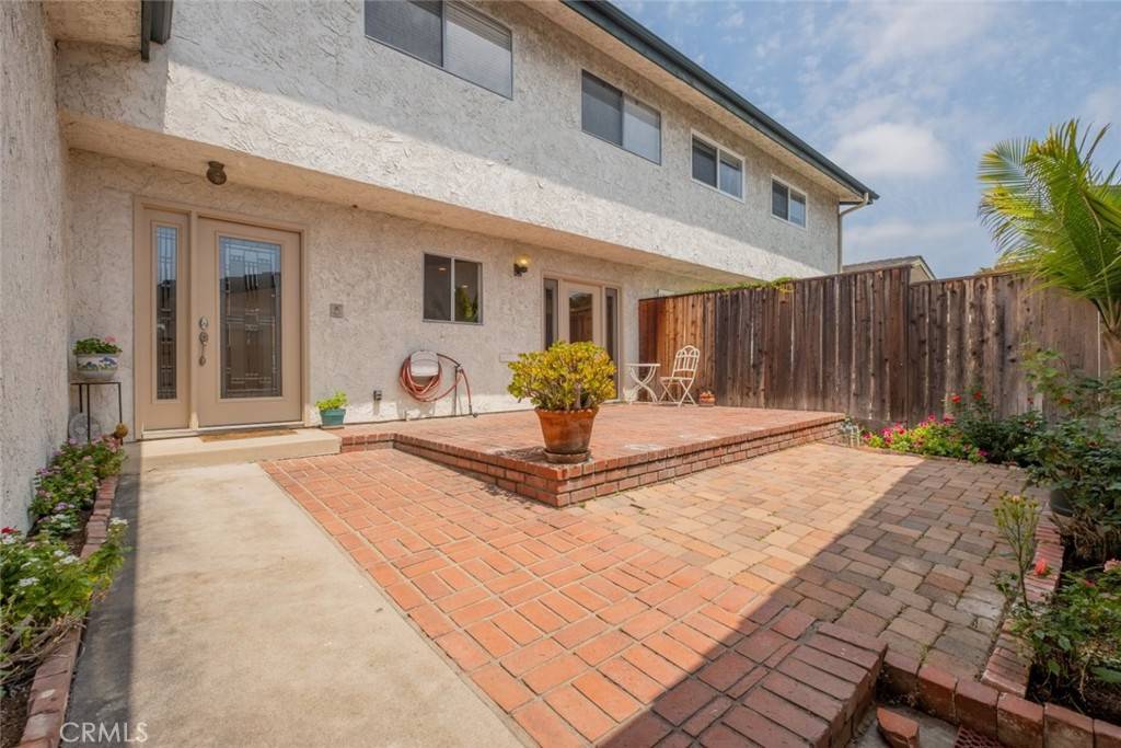 Monrovia, CA 91016,1046 Royal Oaks DR #B