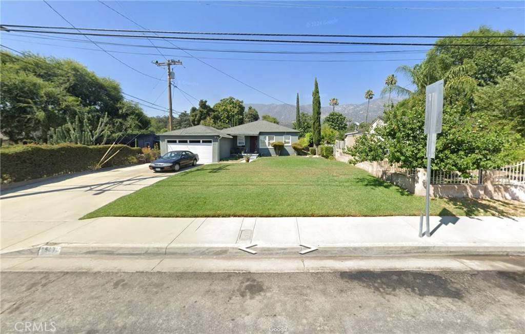 Altadena, CA 91001,509 W Altadena DR