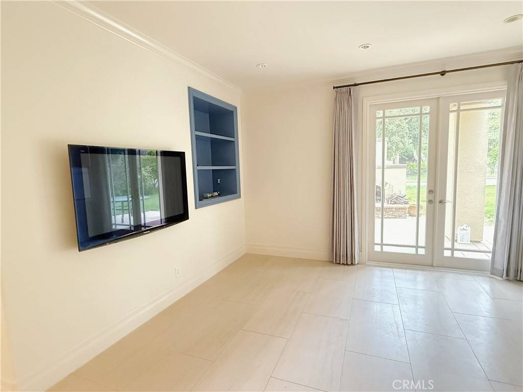 Trabuco Canyon, CA 92679,5 Roadrunner CT