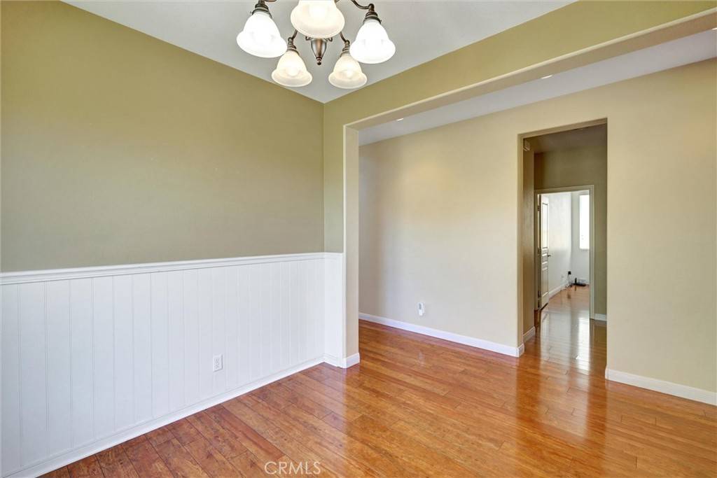 Lake Elsinore, CA 92532,34229 Toyon CT