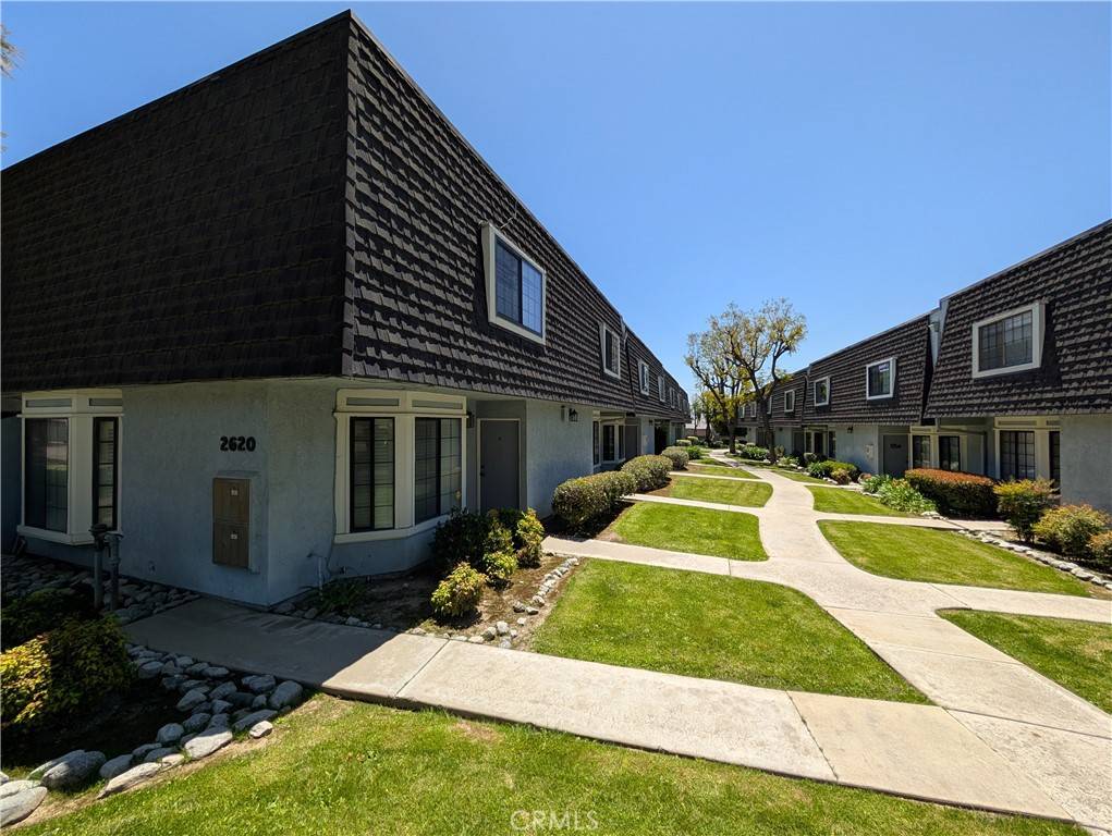 Duarte, CA 91010,2620 Huntington DR #G
