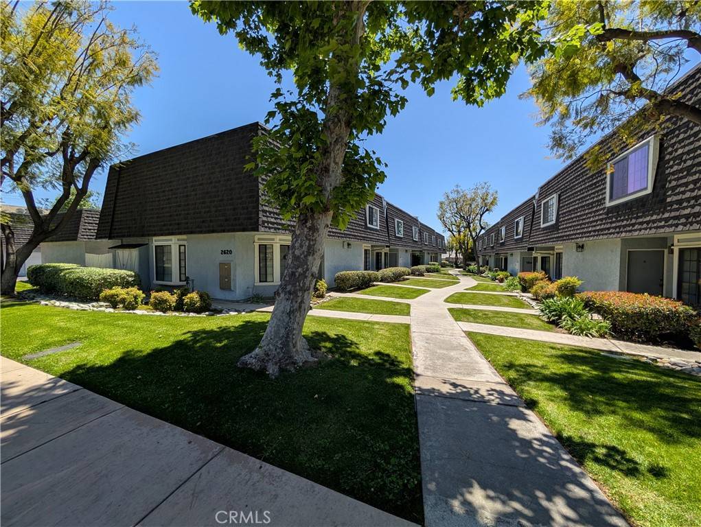 Duarte, CA 91010,2620 Huntington DR #G