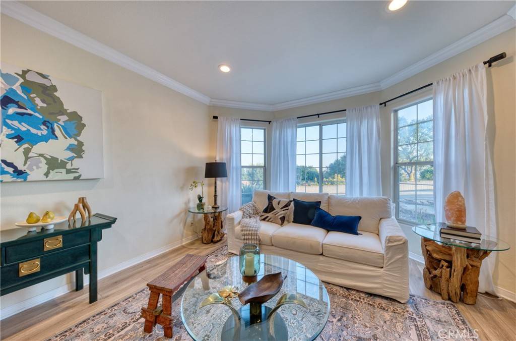 Duarte, CA 91010,2591 Susan Brook PL