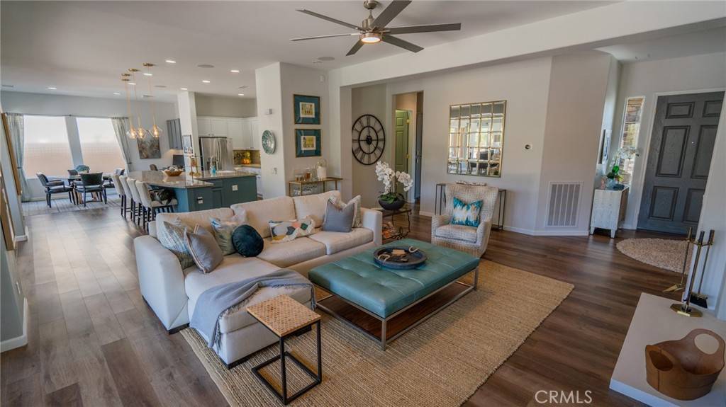 La Quinta, CA 92253,60297 Angora CT