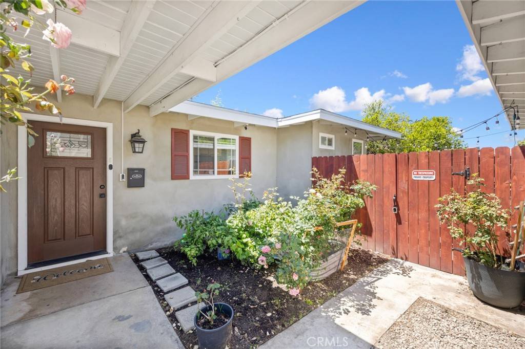 Glendora, CA 91740,810 W Route 66