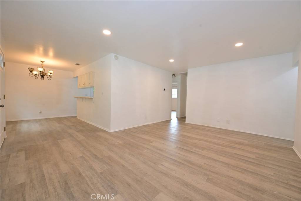 Claremont, CA 91711,153 W Green ST