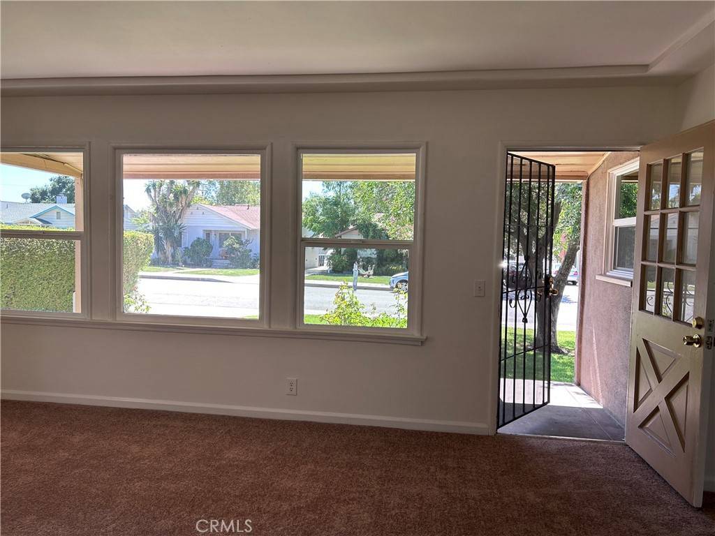 Monrovia, CA 91016,227 W Cherry AVE