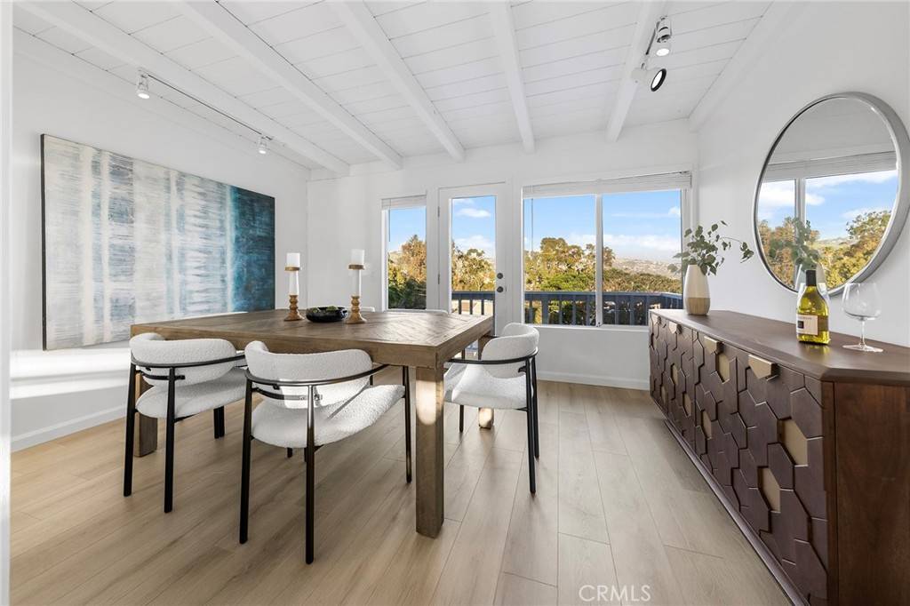 Laguna Beach, CA 92651,263 Grandview ST