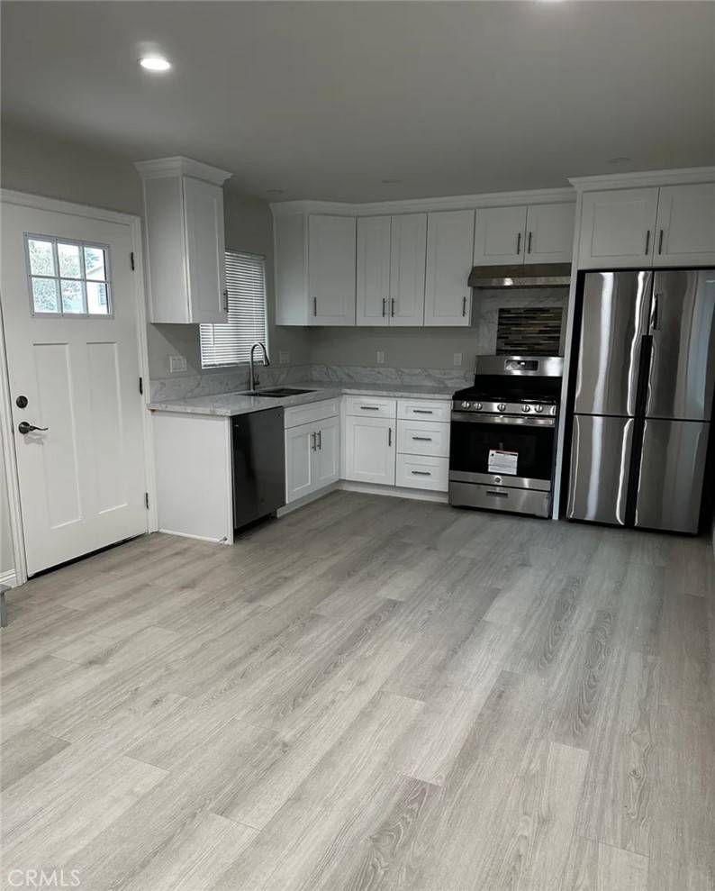 Monrovia, CA 91016,635 W Colorado BLVD #1