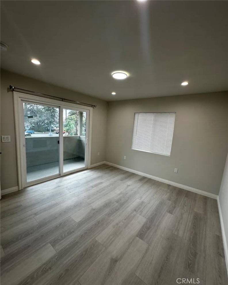 Monrovia, CA 91016,635 W Colorado BLVD #1