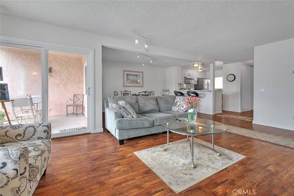 Glendale, CA 91208,2940 N Verdugo RD #409