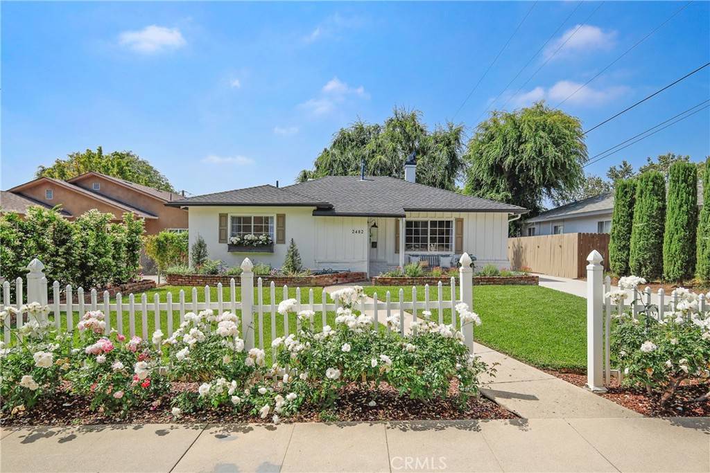 Altadena, CA 91001,2482 New York DR