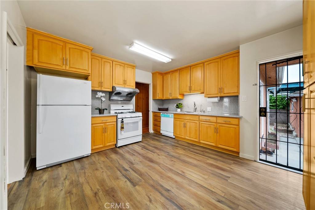 Torrance, CA 90504,2034 W 165th ST
