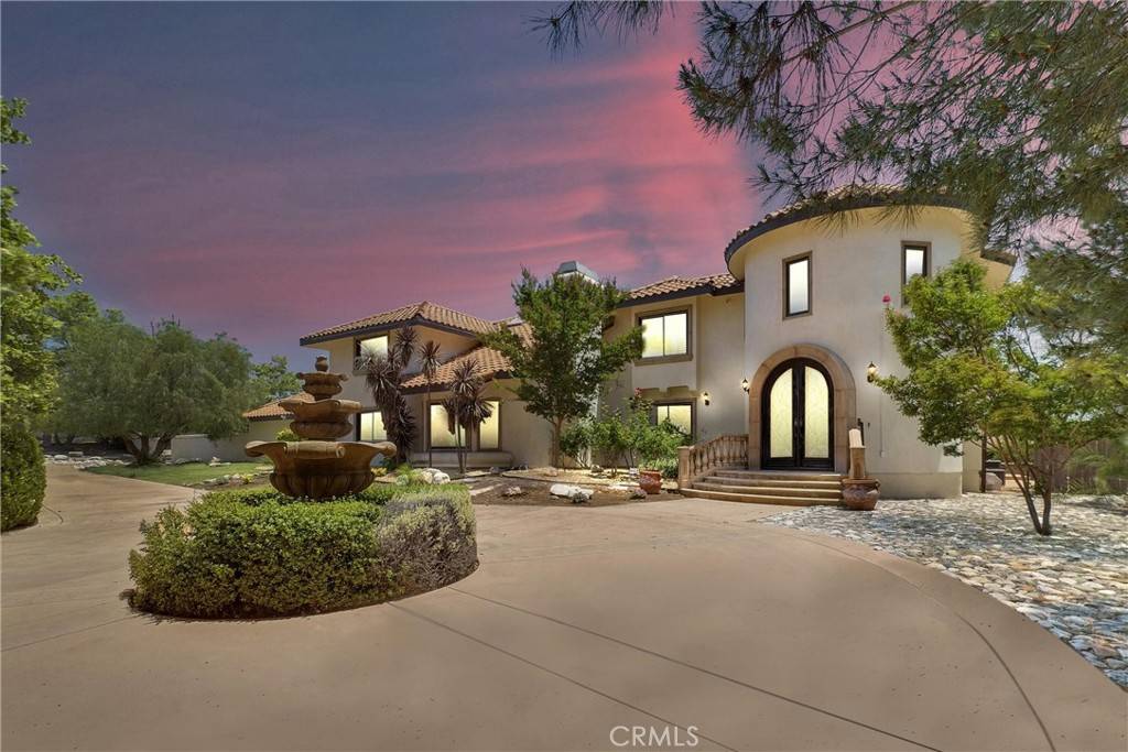 Claremont, CA 91711,462 Pomello DR
