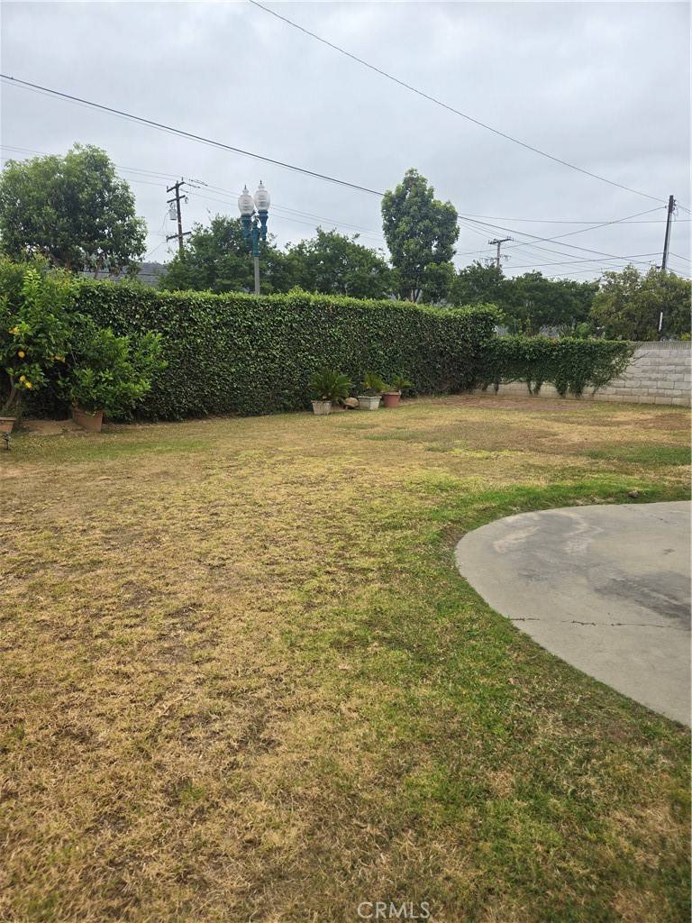 Whittier, CA 90601,1308 Grossmont DR