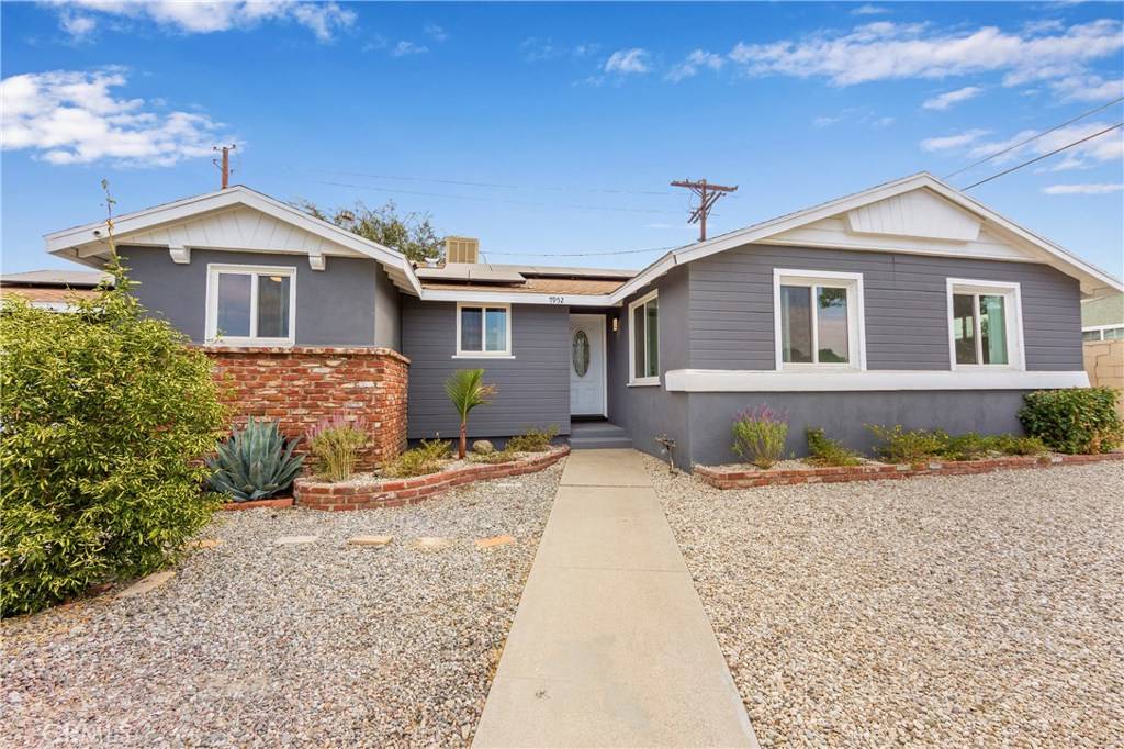 North Hollywood, CA 91605,7952 Bonfield AVE