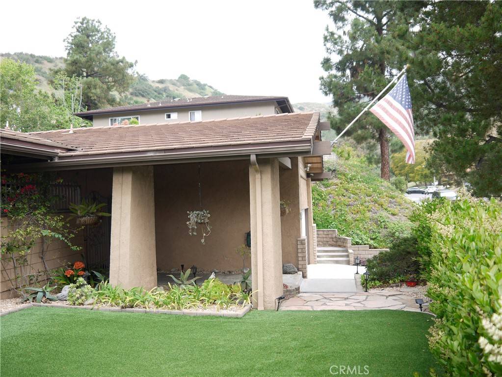 Glendale, CA 91208,1328 Branta DR