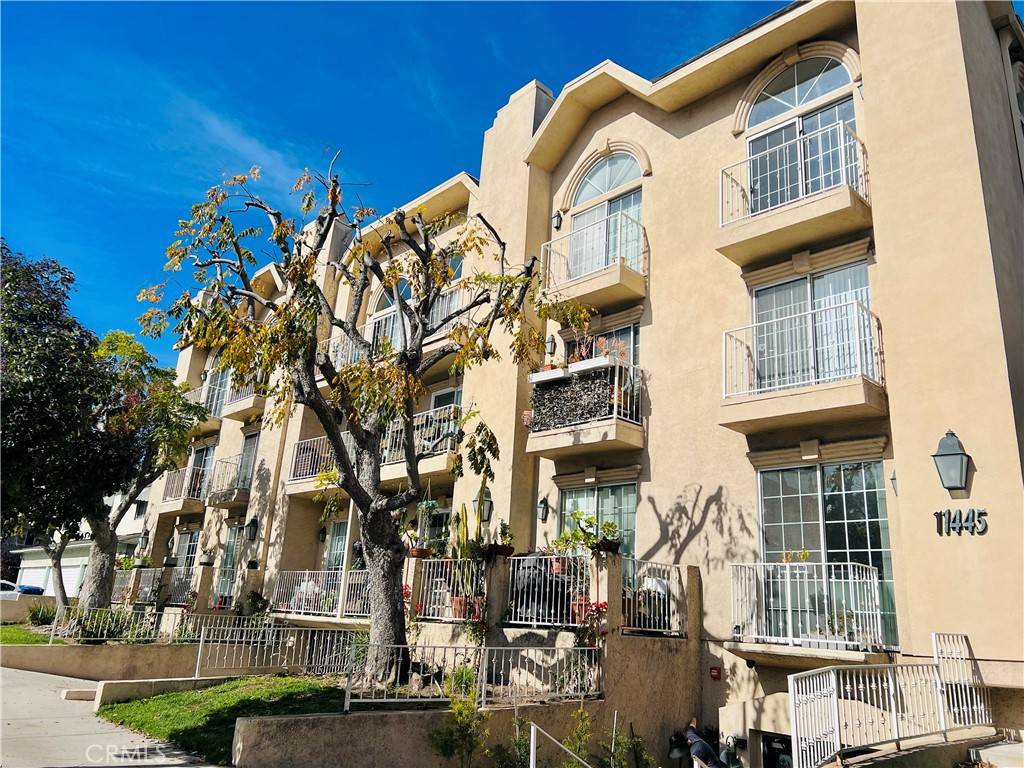 Studio City, CA 91602,11445 Moorpark ST #18