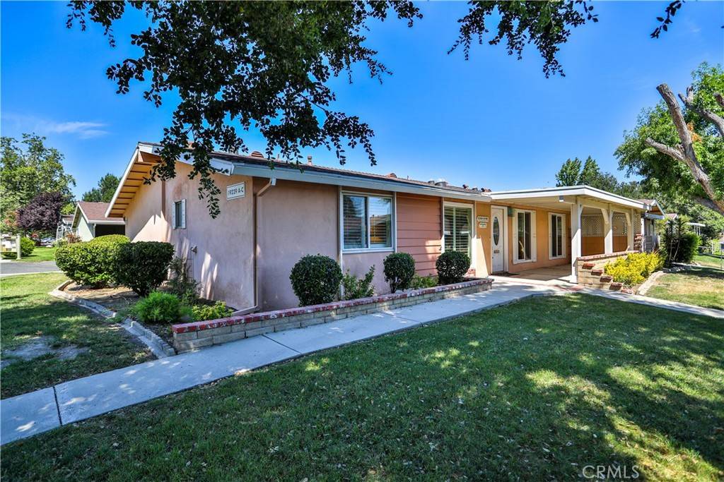 Newhall, CA 91321,19229 Avenue Of The Oaks #A