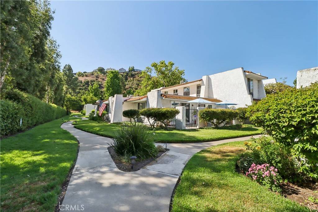 Westlake Village, CA 91361,3728 Summershore LN