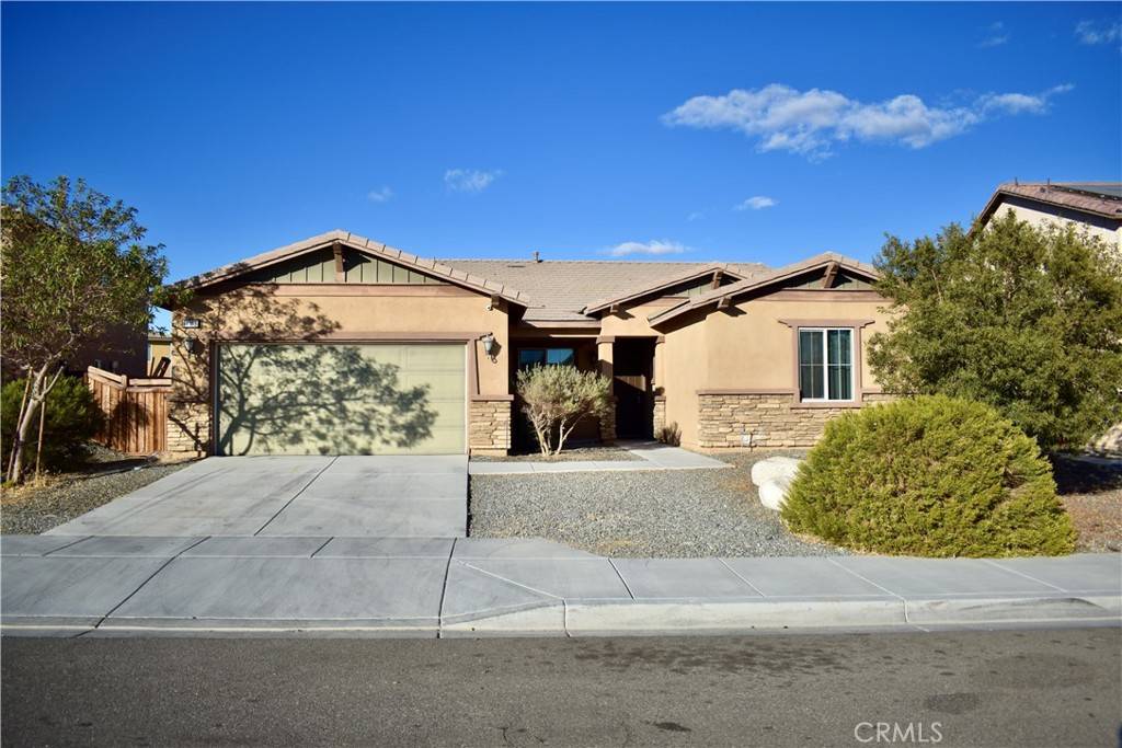 Adelanto, CA 92301,11088 Fuchsia CT