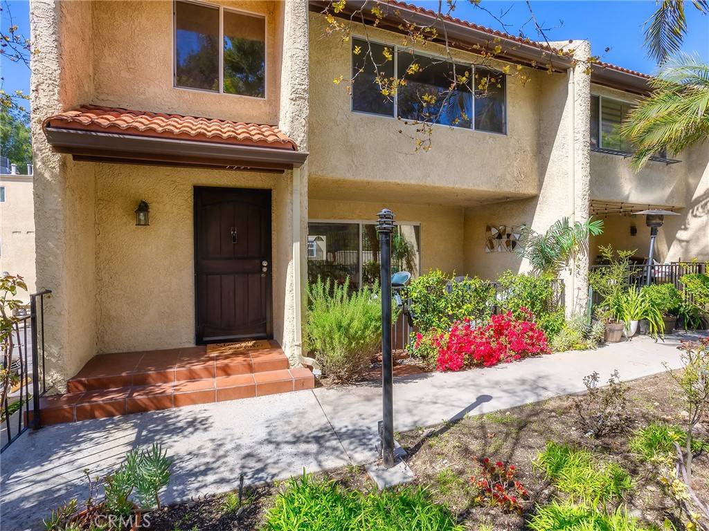 Sun Valley, CA 91504,9531 Via Ricardo