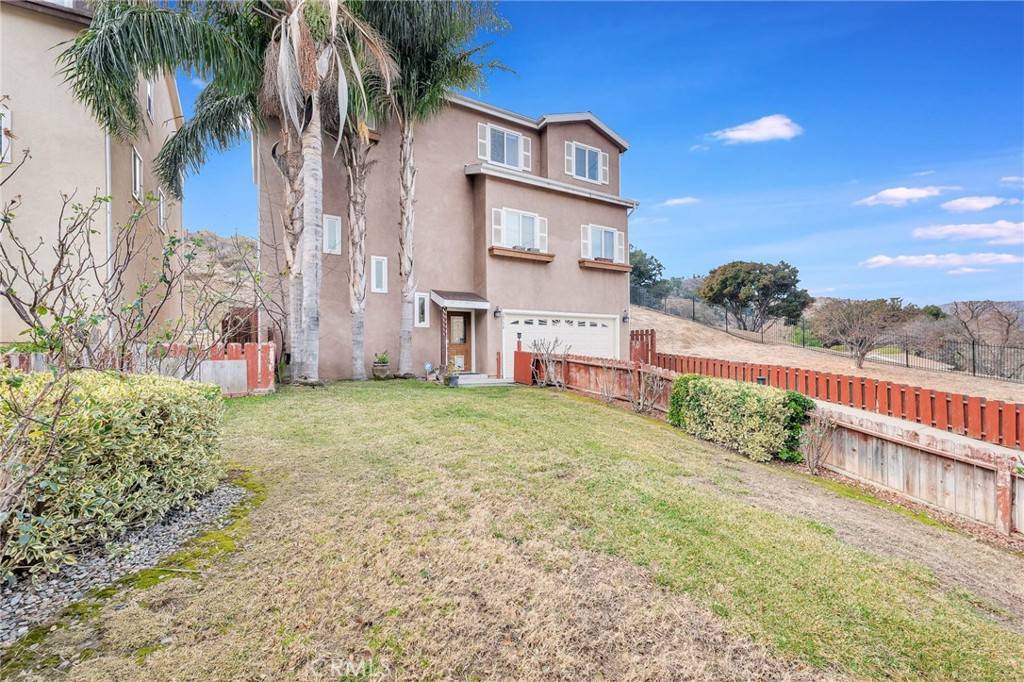 Castaic, CA 91384,29758 Central AVE