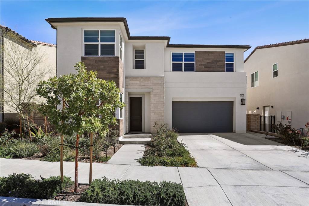 Canyon Country, CA 91351,19152 Blackthorn DR