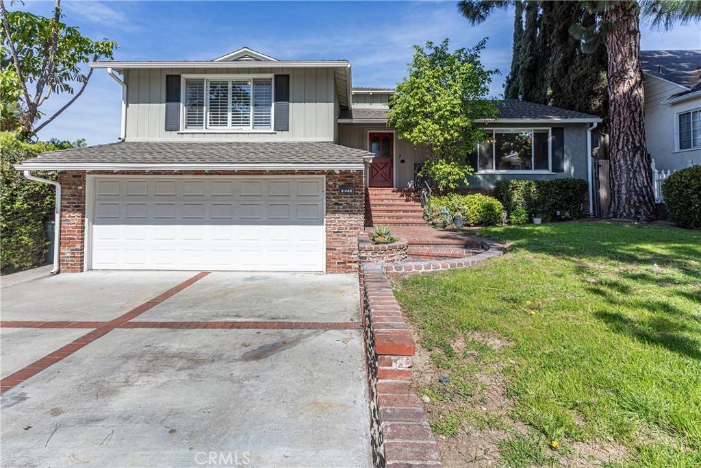 Burbank, CA 91501,821 E Walnut AVE