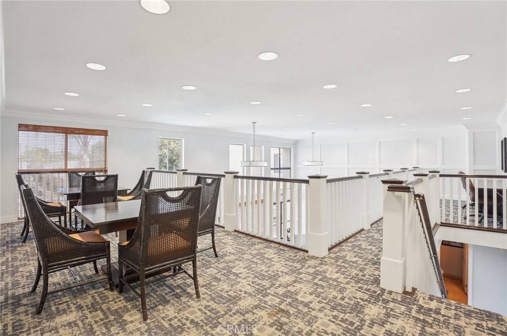 Sherman Oaks, CA 91423,5009 Woodman AVE #112