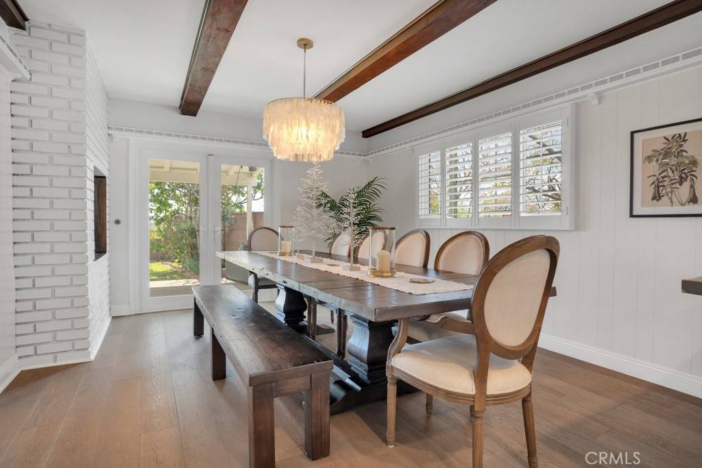 Burbank, CA 91504,2035 Richard ST