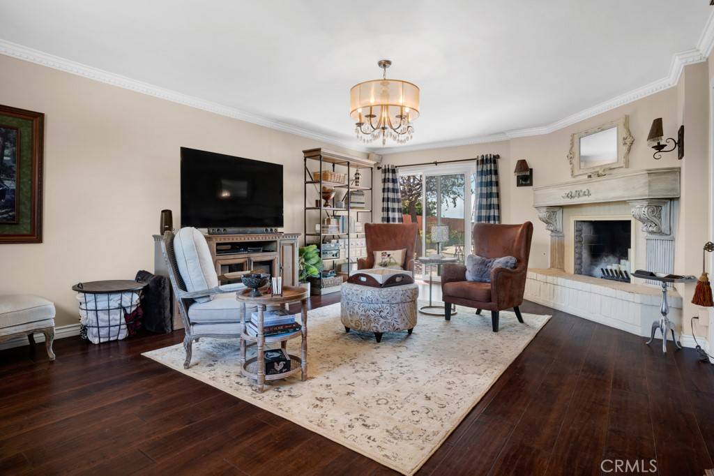 Shadow Hills, CA 91040,10565 Mahoney DR