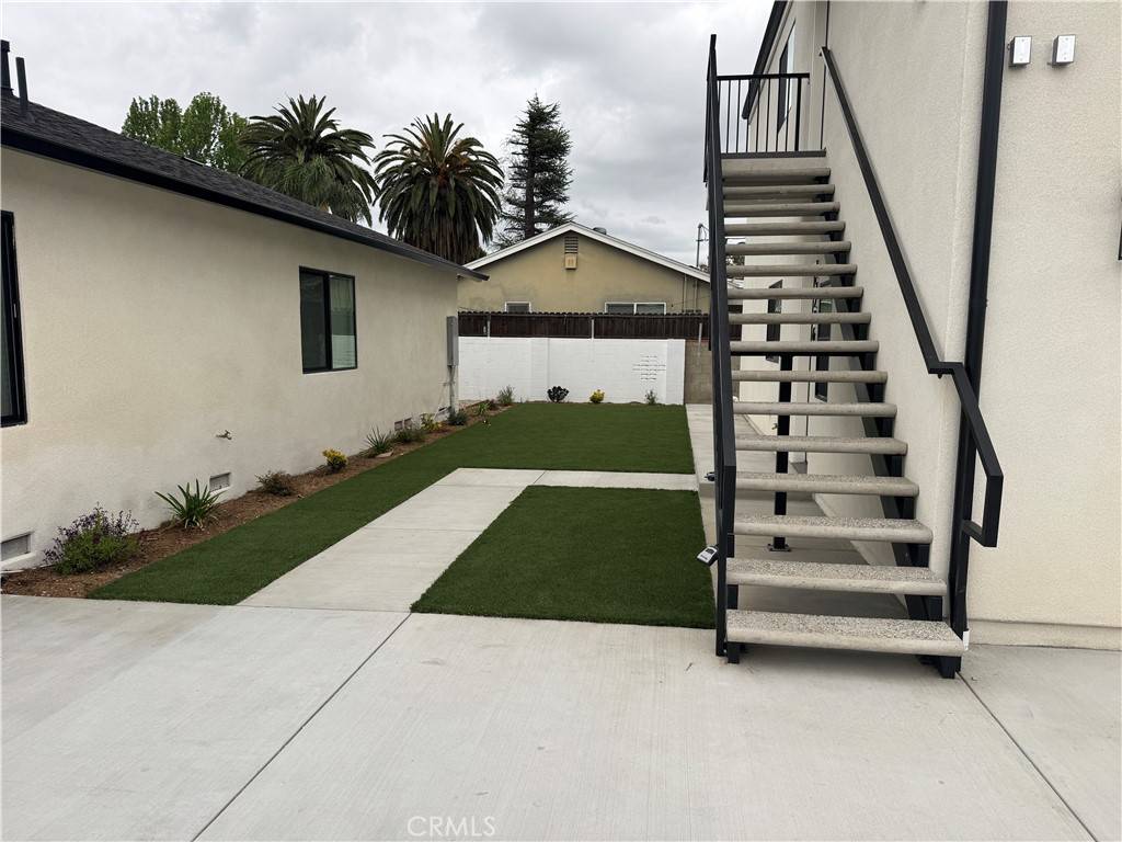 Mission Hills (san Fernando), CA 91345,15238 Kingsbury ST