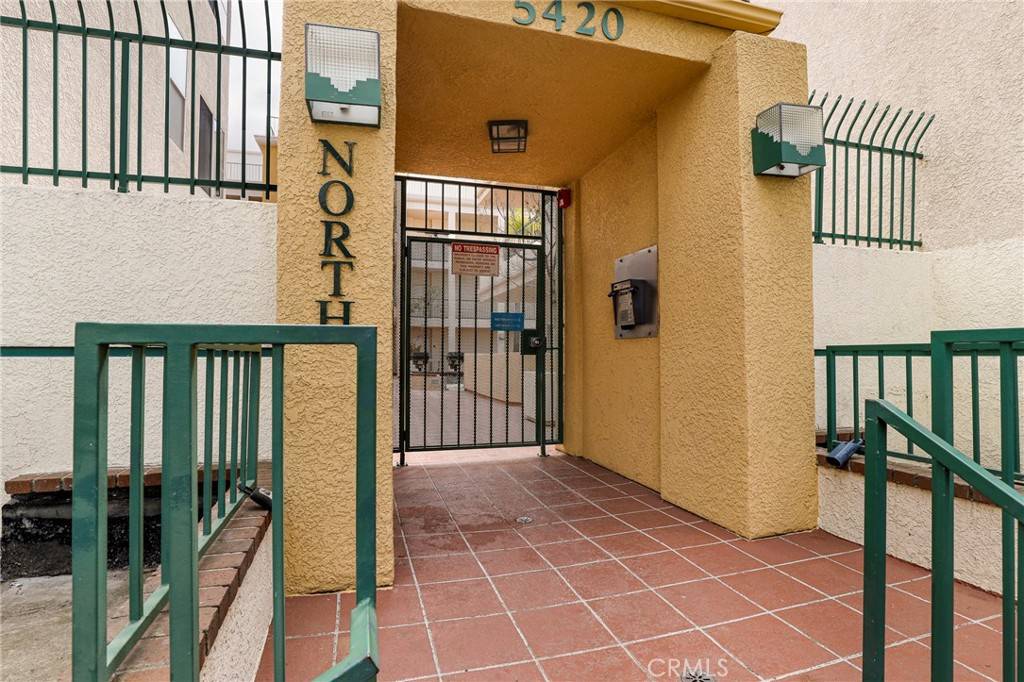 Sherman Oaks, CA 91401,5420 Sylmar AVE #117