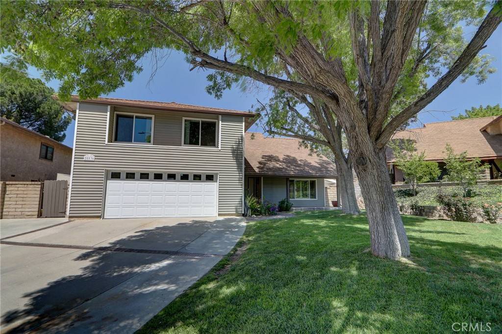 Saugus, CA 91350,28536 Row CT